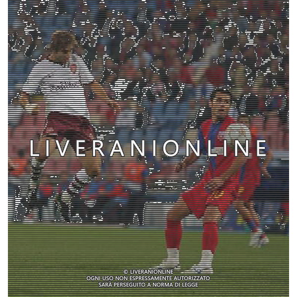 Steaua Bucarest - Arsenal, Champions League, Group H, Steaua Stadium Bucharest Romania 02/10/2007 nella foto Aliaksandr Hleb con Nicolae Dica Picture by Ian Kington(IPS PHOTO AGENCY)/Ag. Aldo Liverani Sas 