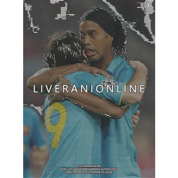 Stoccarda (Germania) 2 ottobre 2007 Stoccarda-Barcellona Champions League 2007/2008 nella foto: esultanza dopo il gol di Messi Lionel con Ronaldinho foto Andry / Ag. Aldo Liverani