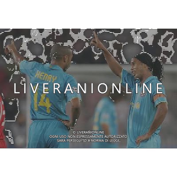 Stoccarda (Germania) 2 ottobre 2007 Stoccarda-Barcellona Champions League 2007/2008 nella foto: Ronaldinho e Henry Thierry foto Andry / Ag. Aldo Liverani