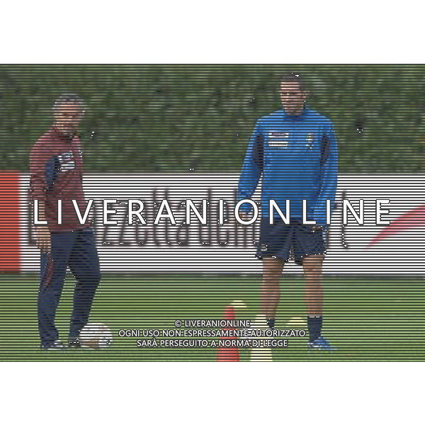 Raduno Nazionale Italiana Coverciano(FI) - 09.10.2007 Nella Foto: LUCARELLI E DONADONI /Ph.Vitez-Ag. Aldo Liverani