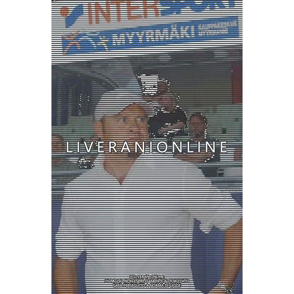VANTAA (FINLANDIA) 26/07/2003 TERZO TURNO INTERTOTO 2003 ALLIANSSI-PERUGIA- NELLA FOTO: SERSE COSMI NELLA PANCHINA BIANCOROSSA* FOTO 1905/ROBERTO SETTONCE/ALDO LIVERANI S.A.S.