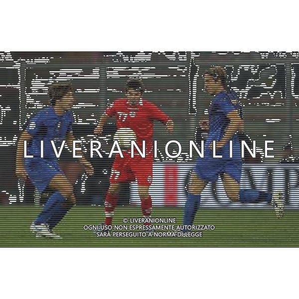 QUALIFICA EUROPEI 2008 ITALIA-GEORGIA NELLA FOTO:PIRLO, AMBROSINI E KENIA PER GERMAANIA PH LUZZANI- AG ALDO LIVERANI
