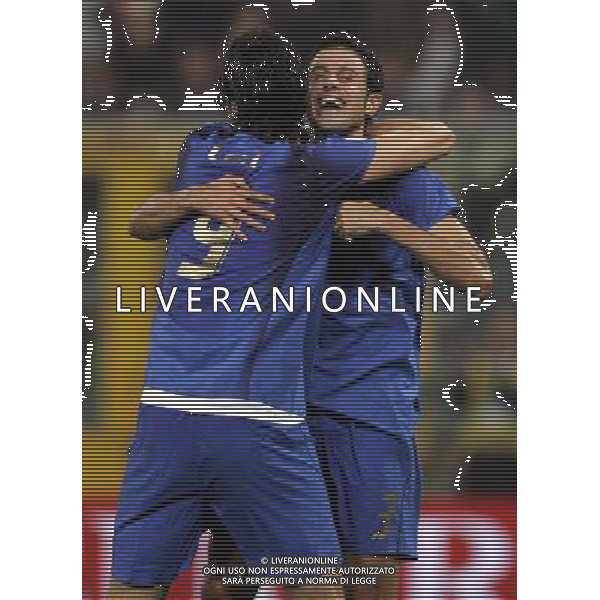 QUALIFICA EUROPEI 2008 ITALIA-GEORGIA NELLA FOTO: GROSSO E I COMPAGNI ESULTANO DOPO IL GOL DI GROSSO PH LUZZANI- AG ALDO LIVERANI