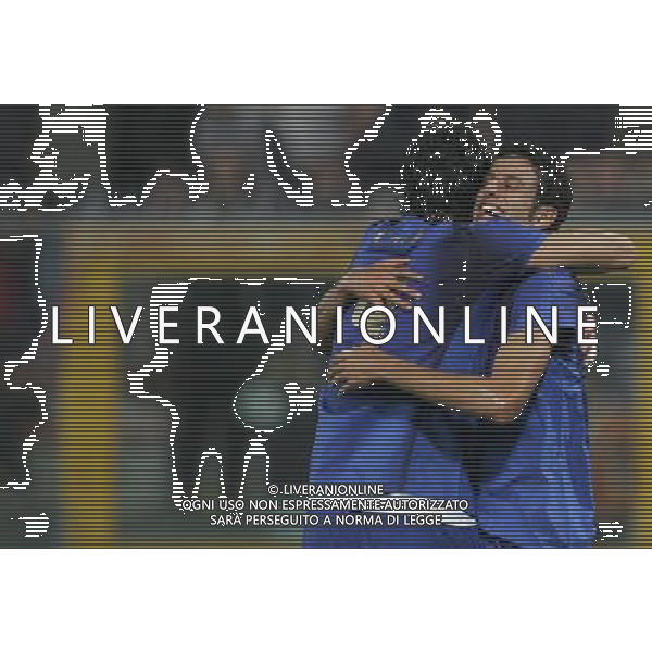 QUALIFICA EUROPEI 2008 ITALIA-GEORGIA NELLA FOTO: GROSSO E I COMPAGNI ESULTANO DOPO IL GOL DI GROSSO PH LUZZANI- AG ALDO LIVERANI