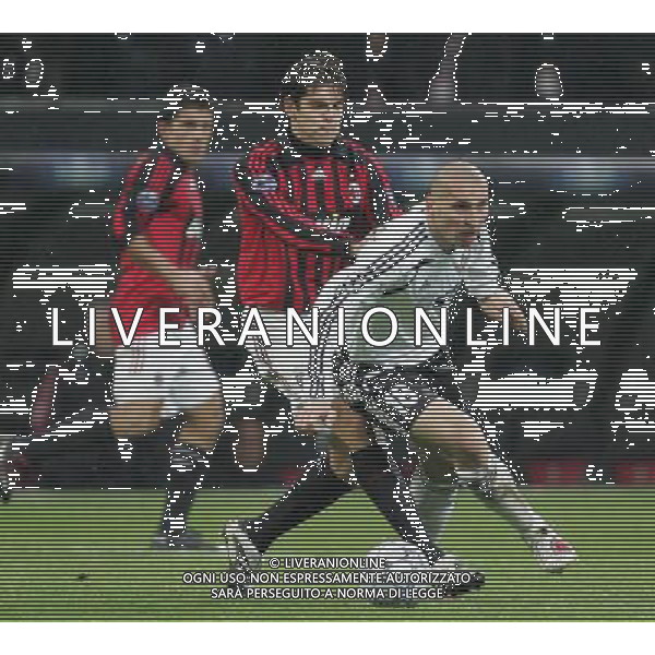 Milan - Shakhtar Donetsk Champions League 24/10/2007 nella foto lewandowski con kaka ph Andry/Ag. Aldo Lliverani SAS