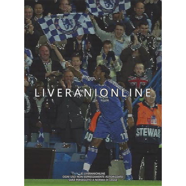 Chelsea - Schalke 04, Champions League Qualifier, Group B, Stamford Bridge, London 24/10/2007 Didier Drogba of Chelsea celebrates his goal, 2-0 (nella foto esultanza dopo il gol di Didier Drogba del 2-0) Picture by Ian Kington (IPS PHOTO AGENCY)/Ag. Aldo Liverani Sas ONLY ITALY