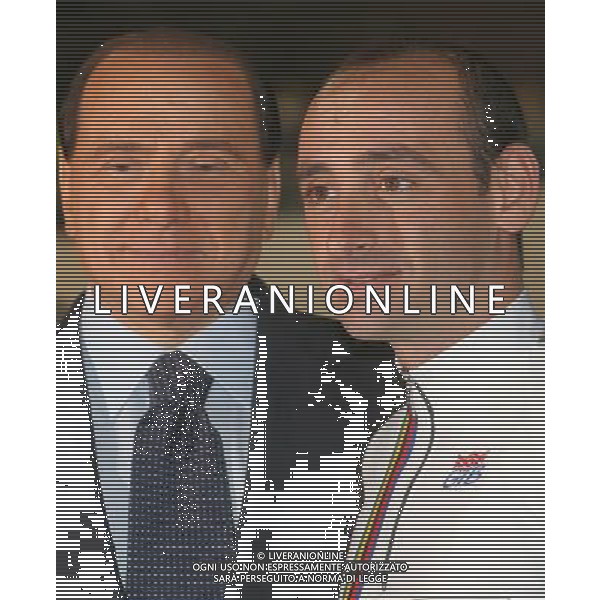 RHO (MI) 7/11/2007 SILVIO BERLUSCONI IN VISITA ALLA FIERA DI RHO NELLA FOTO SILVIO BERLUSCONI CON PAOLO BETTINI FOTO MARIO ROMANO/AG ALDO LIVERANI