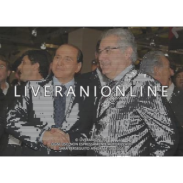 RHO (MI) 7/11/2007 SILVIO BERLUSCONI IN VISITA ALLA FIERA DI RHO NELLA FOTO SILVIO BERLUSCONI CON ROBERTO COLANINNO NELLO STAND DELLA MOTO GUZZI FOTO MARIO ROMANO/AG ALDO LIVERANI