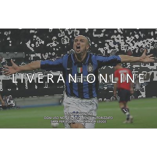Milano 07/11/2007 champions league 2007/08 inter-cka mosca 4:2 nella foto esteban cambiasso esulta dopo il secondo gol ph marco luzzani/ag aldo liverani s.a.s.