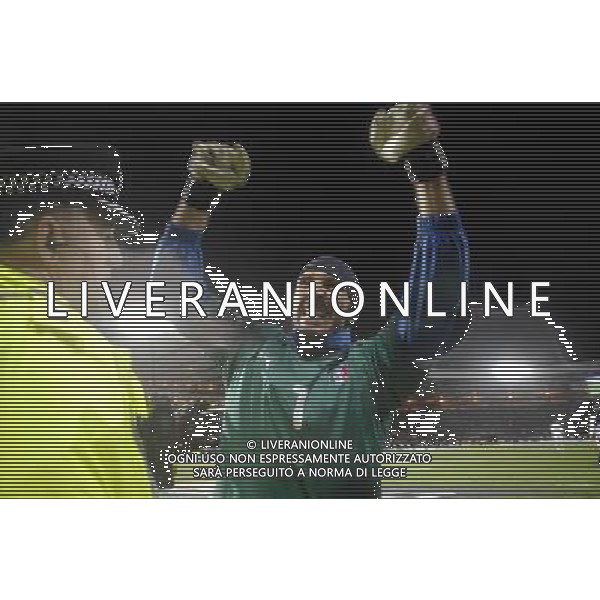 Qualificazioni ai Campionati Europei 2008 Glasgow - 17.11.2007 Scozia-Italia Nella Foto:Gianluigi Buffon esulta a fine partita /Ph.Vitez-Ag. Aldo Liverani