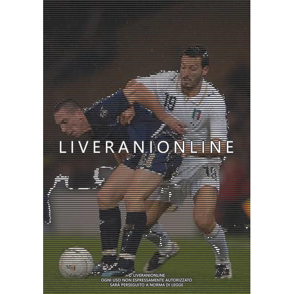 Qualificazioni ai Campionati Europei 2008 Glasgow - 17.11.2007 Scozia-Italia Nella Foto:Gianluca Zambrotta-Scott Brown /Ph.Vitez-Ag. Aldo Liverani