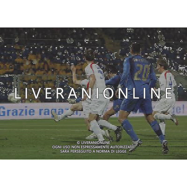 ITALIA-FAR OER QUALIF EURO 2008 21/11/2007 NELLA FOTO gol toni FOTO MARCO LUZZANI-AG ALDO LIVERANI