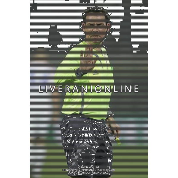 Modena 21/11/2007 qualificazione euro 2008 italia-far oer nella foto arbitro florian meyer (GER) ph marco luzzani/ag aldo liverani s.a.s.