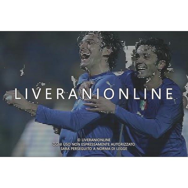 Modena 21/11/2007 qualificazione euro 2008 italia-far oer nella foto toni esulta con palladino ph marco luzzani/ag aldo liverani s.a.s.