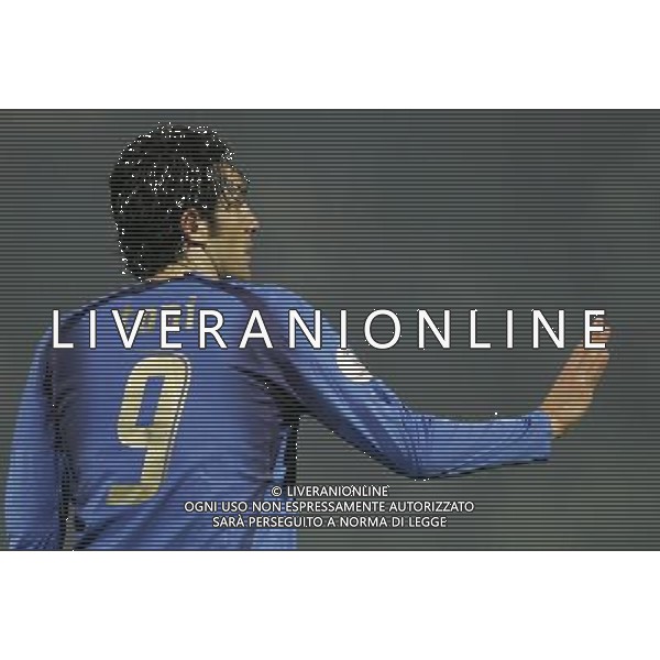Modena 21/11/2007 qualificazione euro 2008 italia-far oer nella foto luca toni ph marco luzzani/ag aldo liverani s.a.s.