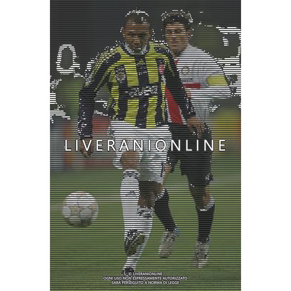 Milano 28/11/2007 Champions League 2007/08 inter-fenerbahce sk 3:0 nella foto aurelio mehmet e zanetti javier ph marco luzzani/ag aldo liverani s.a.s.
