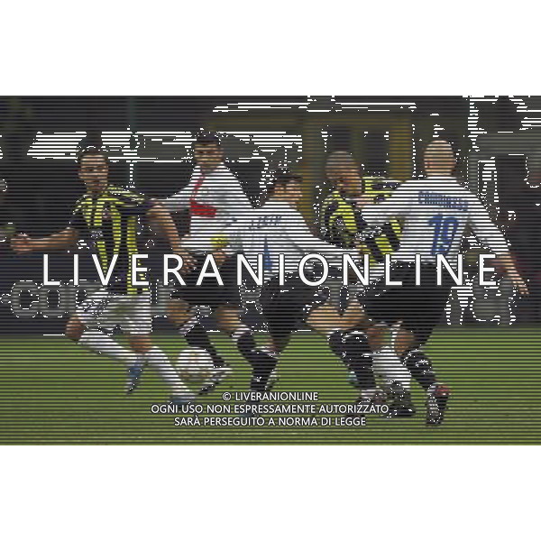 Milano 28/11/2007 Champions League 2007/08 inter-fenerbahce sk 3:0 nella foto zanetti javier, alex, cambiasso esteban, samuel walter e semih senturk ph marco luzzani/ag aldo liverani s.a.s.