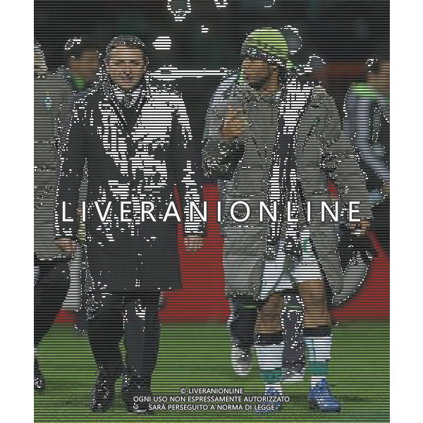 firo Fussball, Fu§ball Champions League 28.11.2007 Saison 2007/2008 SV Werder Bremen - Real Madrid NELLA FOTO Manager Klaus Allofs und Carlos Alberto Copyright by firo sportphoto-AG ALDO LIVERANI 
