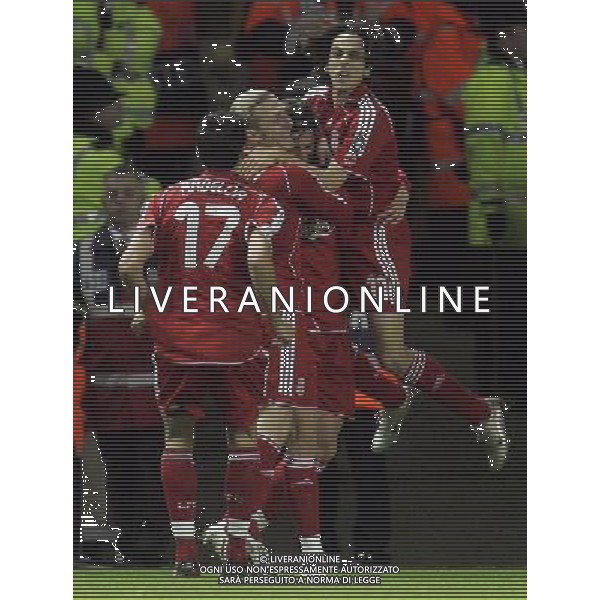abbracci esultanza dopo il gol di Fernando Torres con Steven Gerrard (captain), e Yossi Benayoun Liverpool fc - Porto fc Champions League Group A Anfield in Liverpool (UK) on 28/11/2007 pic MarcelloPozzetti©IPS - Photo Agency/Ag. Aldo Liverani Sas Only Italy - Only for Italian Market