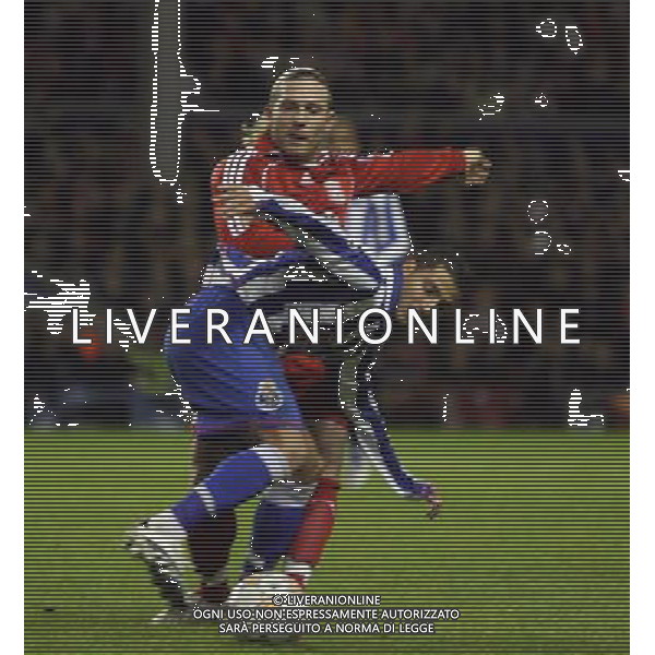 Ricardo Quaresma con Andriy Voronin Liverpool fc - Porto fc Champions League Group A Anfield in Liverpool (UK) on 28/11/2007 pic MarcelloPozzetti©IPS - Photo Agency/Ag. Aldo Liverani Sas Only Italy - Only for Italian Market