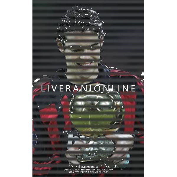 Milan - Celtic Champions League 04/12/2007 nella foto Ricardo Kaka\' con il pallone d\'oro ph luzzani/Ag. Aldo Liverani Sas