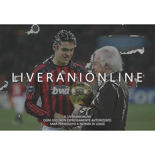 Milano 04-12-2007 Champions League 2007/08 milan-celtic 1:0 nella foto kaka con il pallone d\'oro ph marco luzzani/ag aldo liverani s.a.s.
