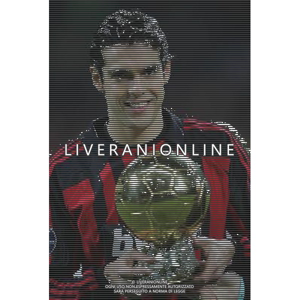 Milano 04-12-2007 Champions League 2007/08 milan-celtic 1:0 nella foto kaka con il pallone d\'oro ph marco luzzani/ag aldo liverani s.a.s.