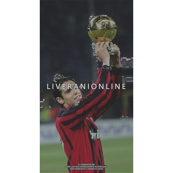 Milan - Celtic Champions League 04/12/2007 nella foto Ricardo Kaka\' con il pallone d\'oro ph Agenzia Aldo Liverani Sas