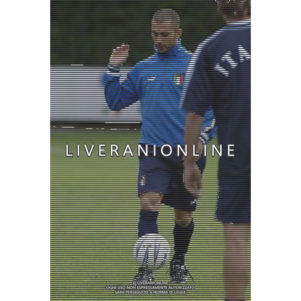 Coverciano (Fi) 07/10/2003 Allenamento della nazionale di calcio Nella foto:Di Vaio Marco Ph Gianni Nucci/Aldo Liverani