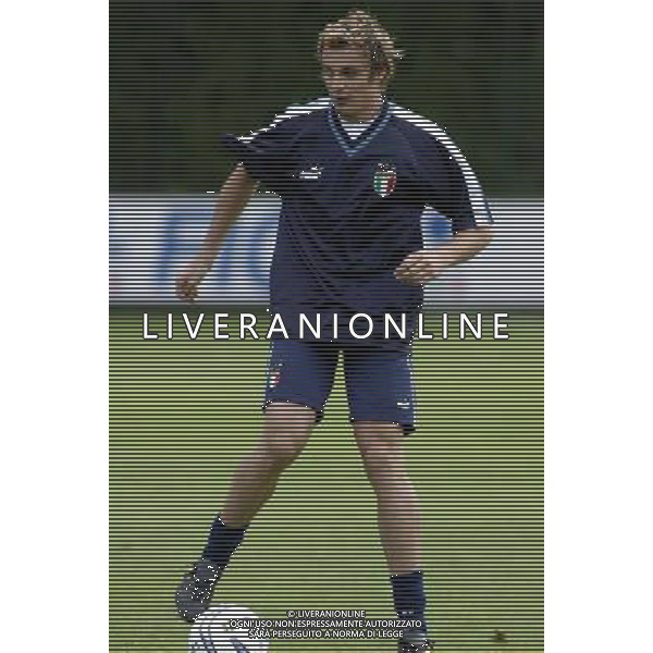 Coverciano (Fi) 07/10/2003 Allenamento della nazionale di calcio Nella foto: Oddo Massimo Ph Gianni Nucci/Aldo Liverani