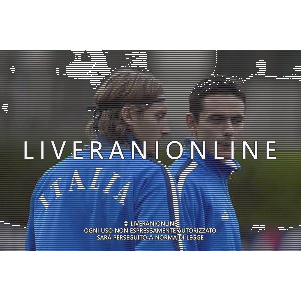 Coverciano (Fi) 07/10/2003 Allenamento della nazionale di calcio Nella foto: Totti Francesco e Inzaghi Filippo Ph Gianni Nucci/Aldo Liverani