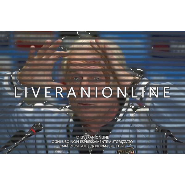 Coverciano (Fi) 07/10/2003 Allenamento della nazionale di calcio Nella foto: Trapattoni Giovanni Ph Gianni Nucci/Aldo Liverani