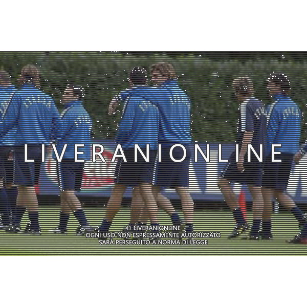 Coverciano (Fi) 07/10/2003 Allenamento della nazionale di calcio Nella foto: Inzaghi Filippo e Vieri Christian Ph Gianni Nucci/Aldo Liverani