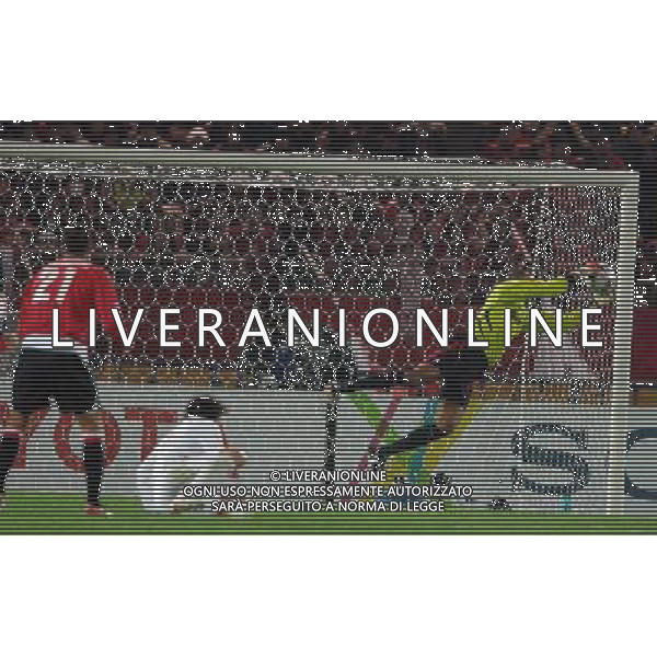 FIFA Club World Cup Japan 2007 Yokohama - 13.12.2007 Milan(ITA)vsUrawa Red Diamonds(JPN) Nella Foto:Parata di Nelson Dida su tiro di Washington /Ph.Vitez-Ag. Aldo Liverani