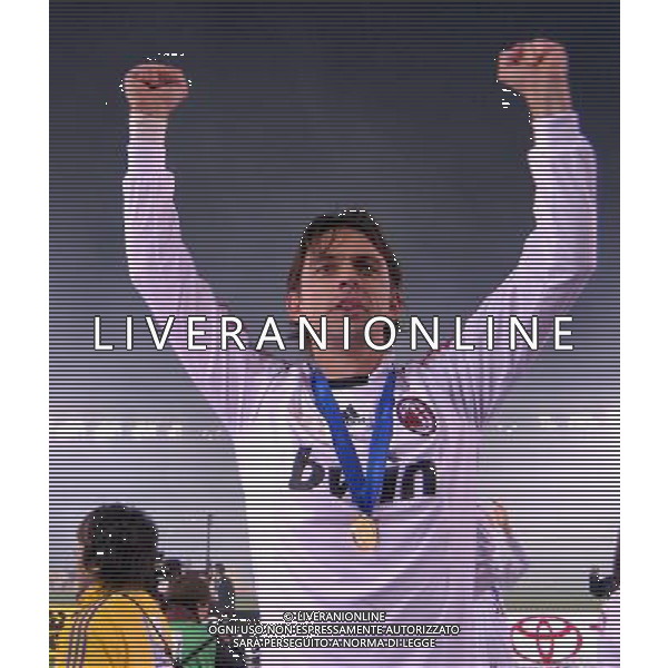 FIFA Club World Cup Japan 2007 Finale 1¡- 2¡Posto Yokohama - 16.12.2007 Milan(ITA)vsBoca Juniors(ARG) Nella Foto: Filippo Inzaghi esulta sotto la curva dopo la vittoria /Ph.Vitez-Ag. Aldo Liverani