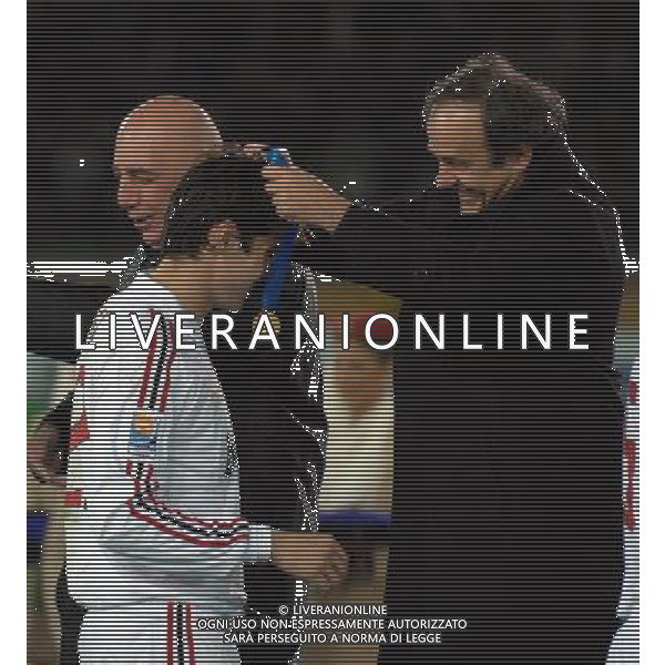 FIFA Club World Cup Japan 2007 Finale 1¡- 2¡Posto Yokohama - 16.12.2007 Milan(ITA)vsBoca Juniors(ARG) Nella Foto: Michel Platini premia Kaka\' /Ph.Vitez-Ag. Aldo Liverani