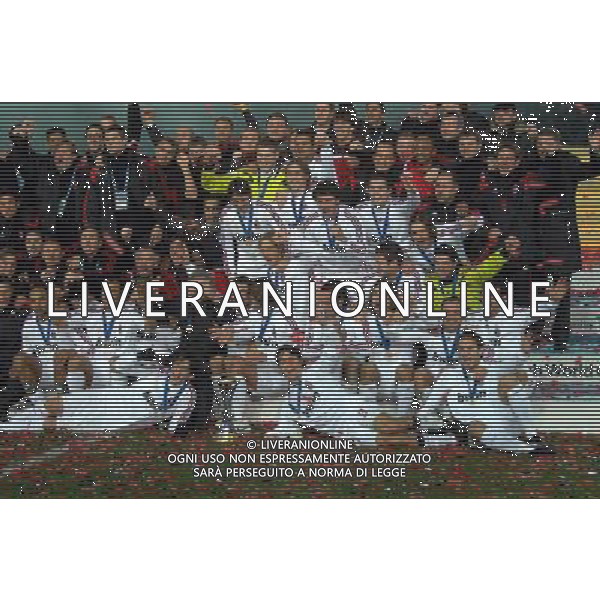 FIFA Club World Cup Japan 2007 Finale 1¡- 2¡Posto Yokohama - 16.12.2007 Milan(ITA)vsBoca Juniors(ARG) Nella Foto: il gruppo con la coppa festeggiamenti del milan per la vittoria /Ph.Vitez-Ag. Aldo Liverani