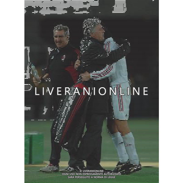 FIFA Club World Cup Japan 2007 Finale 1°- 2° Posto Yokohama - 16.12.2007 Milan(ITA)vsBoca Juniors(ARG) Nella Foto:Ancelotti abbraccia Inzaghi a lungo all\'uscita dal campo /Ph.Vitez-Ag. Aldo Liverani