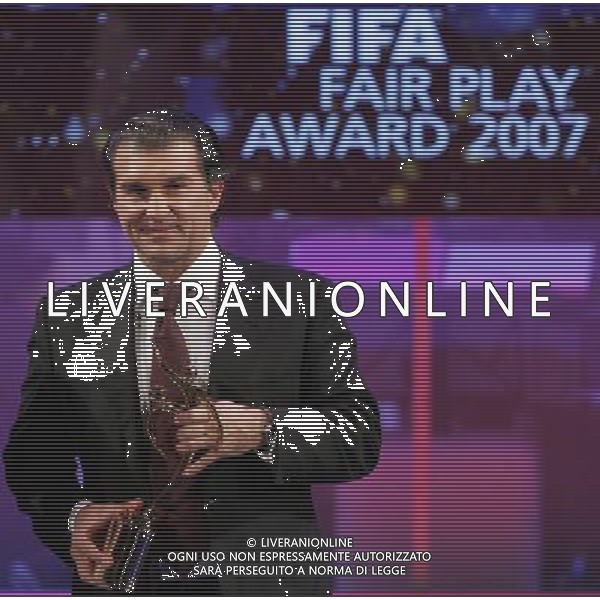 Zurigo 17 dicembre 2007 Fifa World Player 2007 nella foto: Laporta Juan presidente del Barcellona ritira il premio Fifa fair play 2007 foto Andry / Ag. Aldo Liverani