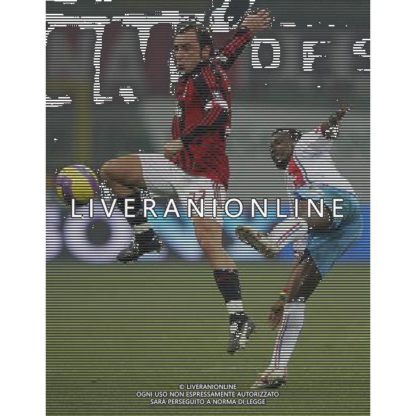 Milano 20/12/2007 coppa italia tim 2007/08 milan-catania 1:2 nella foto cristian brocchi e mark edusei ph marco luzzani/ag aldo liverani s.a.s.