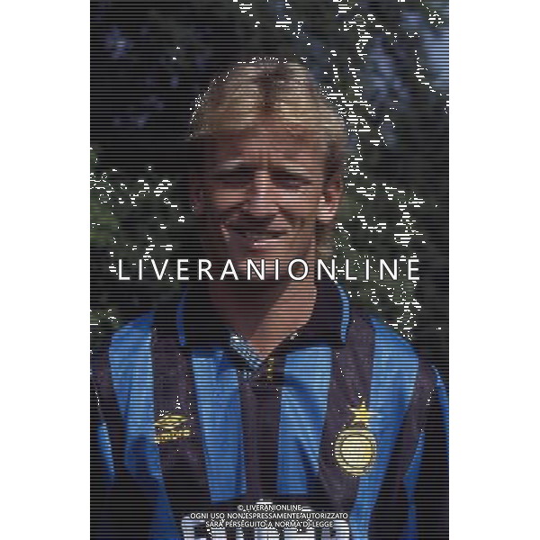 ANDREAS BREHME calciatore dell\'Inter - anni\'90 foto della stagione 91/92 ph archivio ag. aldo liverani sas