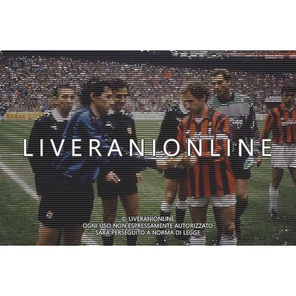 GIUSEPPE BARESI calciatore dell\'Inter dal 1977 al 1992 foto del 1990 con il fratello Franco. Partita Inter/Milan ph archivio ag. aldo liverani sas