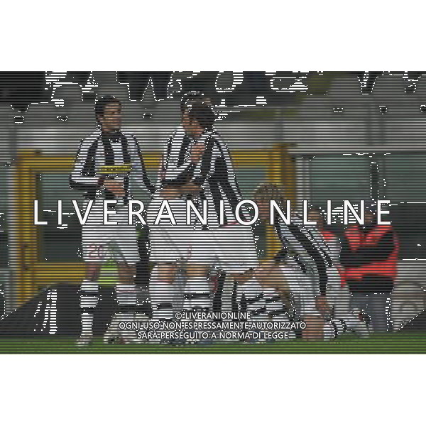 ©Manuela Viganti/Press Photo/Ag. Aldo Liverani Sas 15-01-2008 Torino Juventus Empoli Coppa Italia Tim 2007 2008 Nella foto: abbracci esultanza juve dopo il gol di pavel nedved
