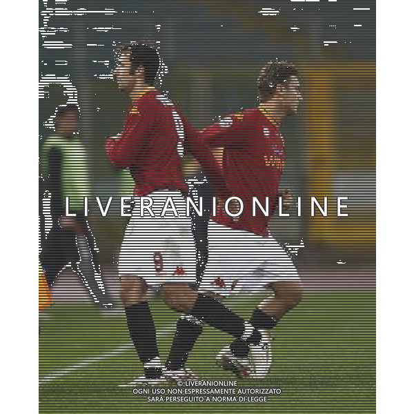 Roma - Torino 16/01/2008 Coppa Italia TIM CUP 2007/2008 Ottavi di finale ritorno nella foto: francesco totti entra in campo e sostituisce mirko Vucinic ph Corradetti / ag. Aldo Liverani sas