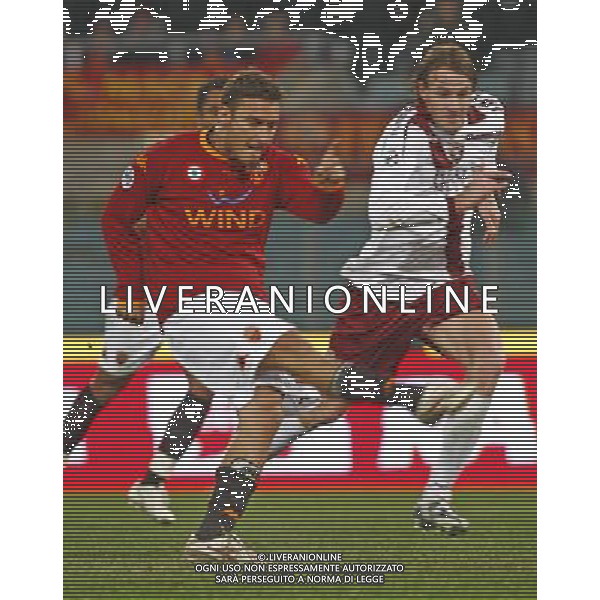 Roma - Torino 16/01/2008 Coppa Italia TIM CUP 2007/2008 Ottavi di finale ritorno nella foto: francesco totti il gol su rigore e realizza il 200¡ gol in carriera ph Corradetti / ag. Aldo Liverani sas