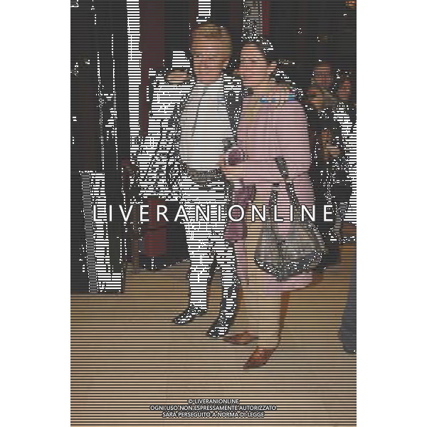 ROMA 16 GENNAIO 2008 TEATRO SISTINA PRIMA DELLO SPETTACOLO DI LORETTA GOGGI \'SE STASERA SONO QUI\' NELLA FOTO: DARIO SALVADORI FOTO AGENZIA ALDO LIVERANI