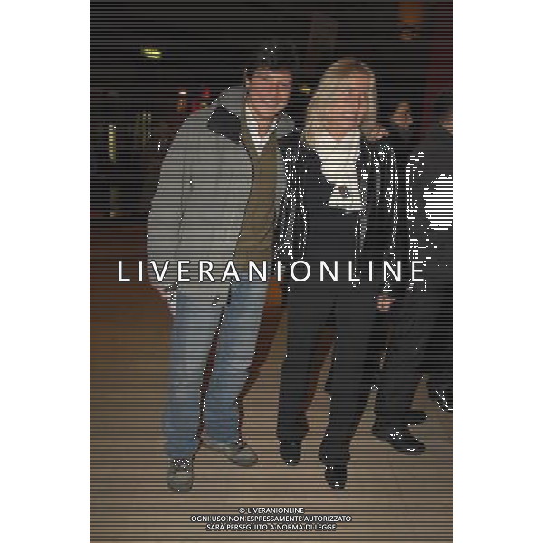 ROMA 16 GENNAIO 2008 TEATRO SISTINA PRIMA DELLO SPETTACOLO DI LORETTA GOGGI \'SE STASERA SONO QUI\' NELLA FOTO: MICHELE LA GINESTRA FOTO AGENZIA ALDO LIVERANI