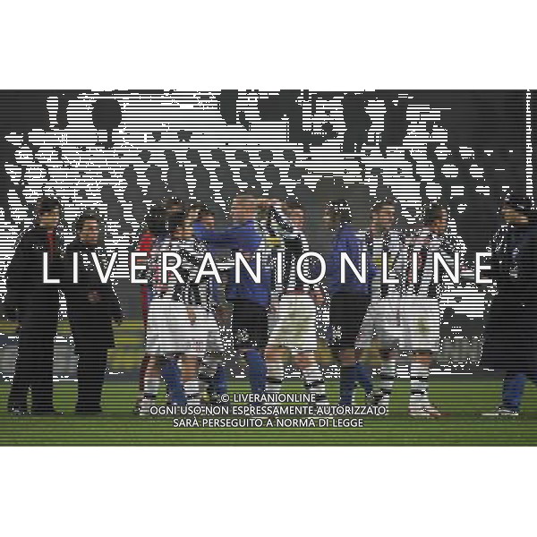 ©Alessandro Falzone/Press Photo/Ag. Aldo Liverani 15-01-2008 Torino Sport Calcio Juventus - Empoli Coppa Italia Tim Cup 2007/2008 Nella foto: Saluti finali con stretta di mano nel terzo tempo