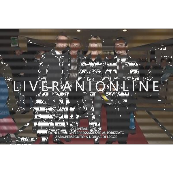 TEATRO BRANCACCIO ROMA PRIMA\'IL CONTE DI MONTECRISTO\'18/01/2008 nella foto ANNA FALCHI CON GLI AMICI FOTO MASSIMO BRUNI-AG ALDO LIVERANI