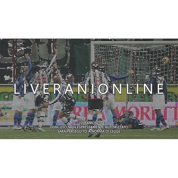 Inter - Juventus Coppa Italia Tim Cup 23/01/2008 nella foto il gol del pareggio di boumsong del 2-2 ph andry/Ag. Aldo Liverani sas